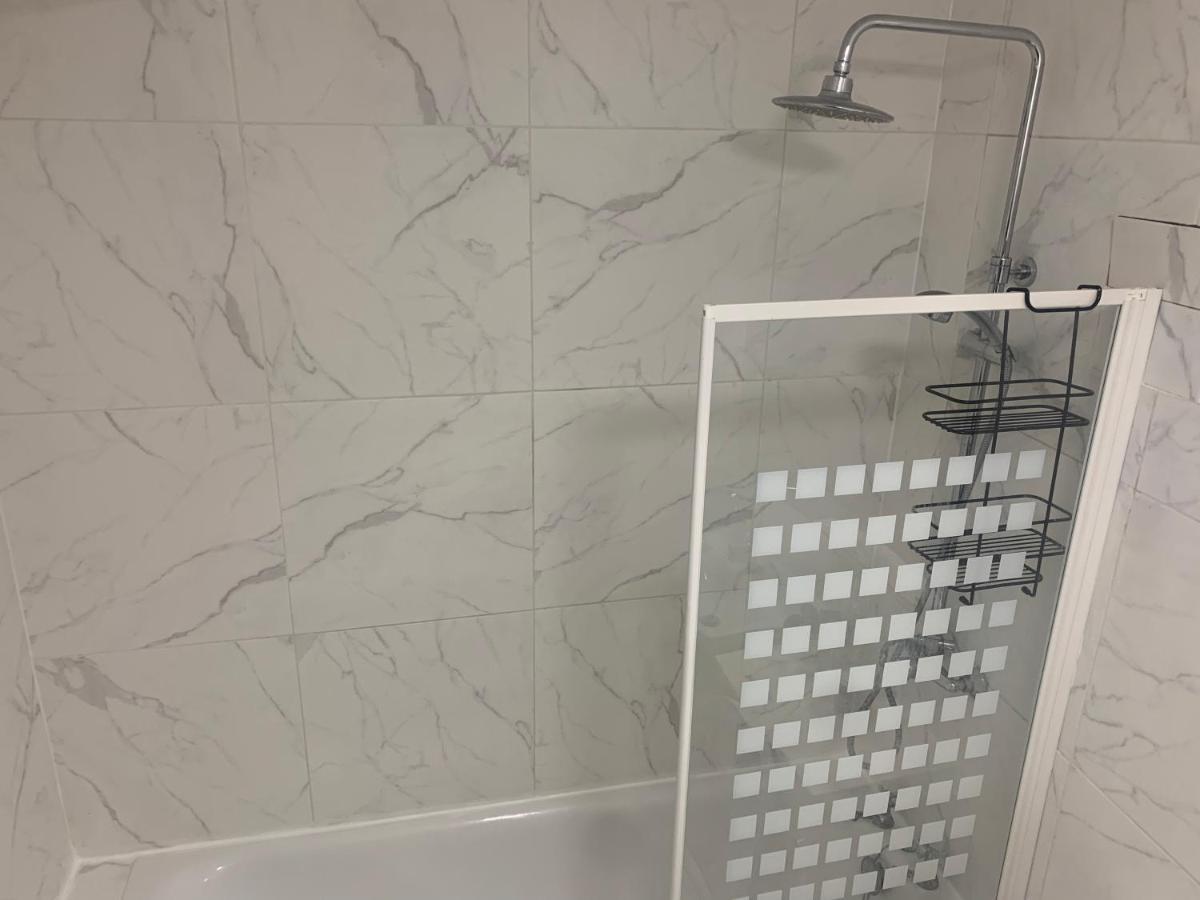 Cosy 2-Bedroom Flat In Finsbury Park, Modern, Convenient & Close To Central London! Extérieur photo