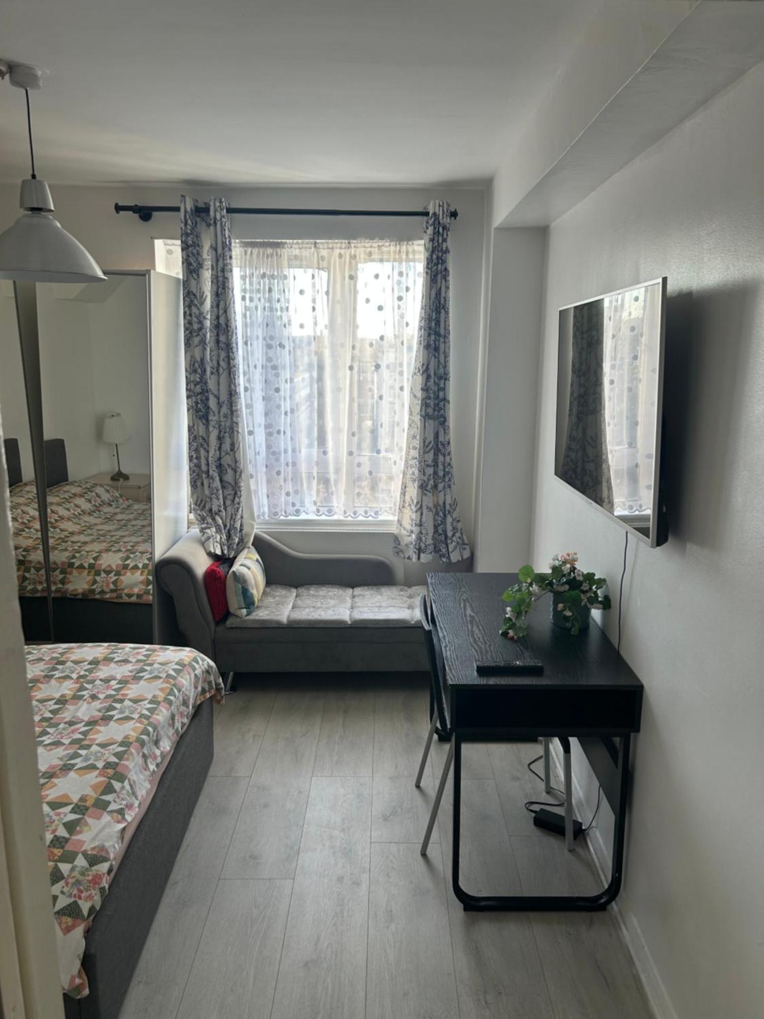 Cosy 2-Bedroom Flat In Finsbury Park, Modern, Convenient & Close To Central London! Extérieur photo