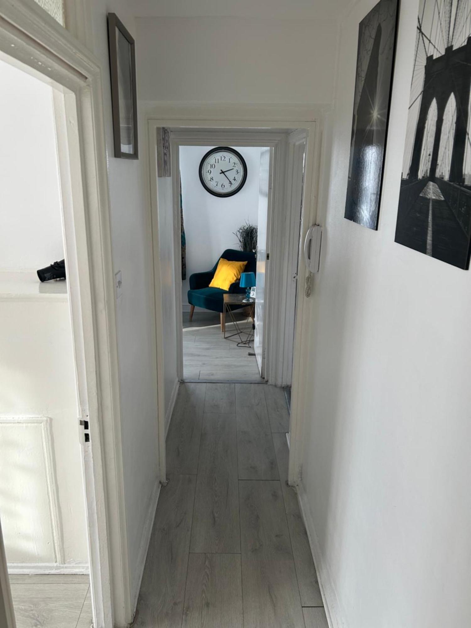 Cosy 2-Bedroom Flat In Finsbury Park, Modern, Convenient & Close To Central London! Extérieur photo